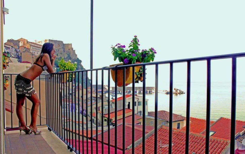 Romeo E Giulietta Scilla Bed & Breakfast Eksteriør bilde